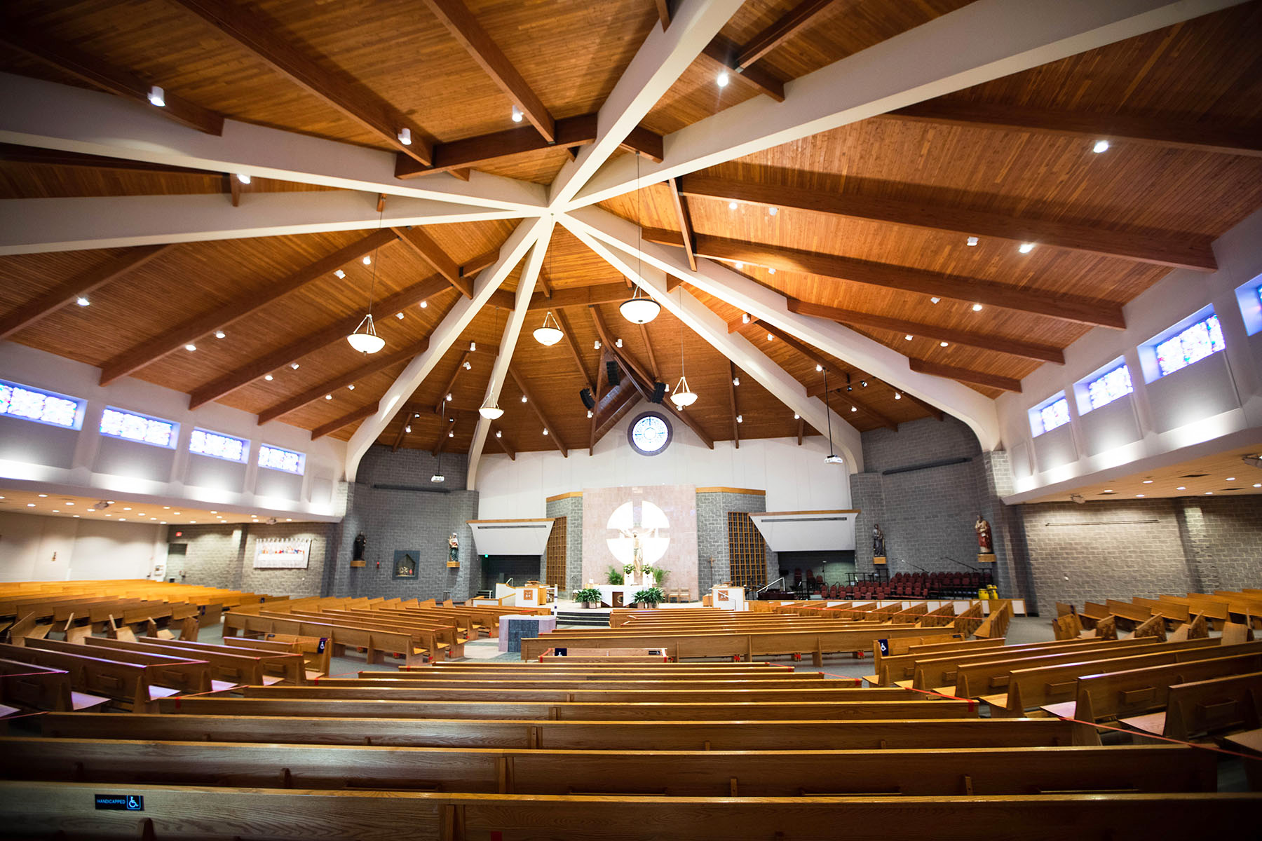 L-Acoustics Helps St. Matthew Share The Gospel - L-Acoustics