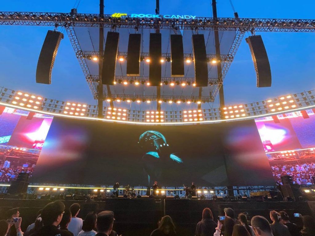 Two centre-flown hangs of 12 L-Acoustics K1-SB subwoofers, and KS28 and SB28 subwoofers ground-stacked in front of the stage provided low end rumble.