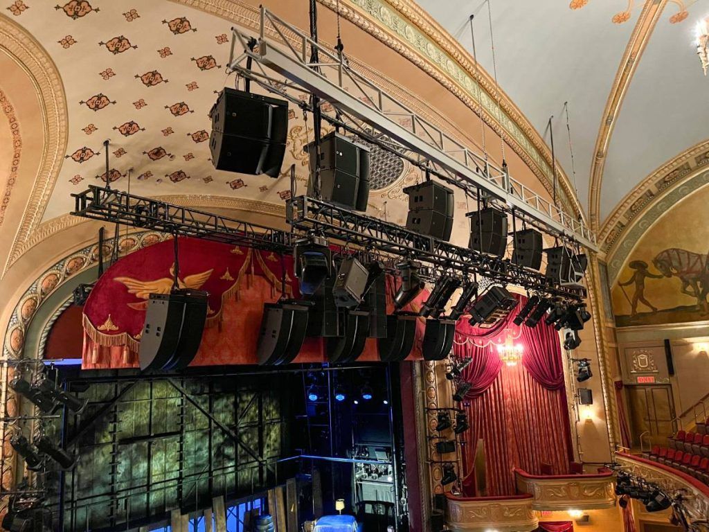 Supplied by PRG, the main L-ISA Scene system addressing the orchestra and front mezzanine seats features L2D arrays and KS21 subs, while the balcony delay L-ISA Scene system is comprised of A15 arrays (photo credit: Cody Spencer)