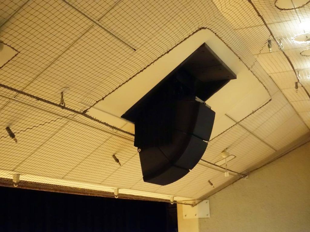 The centre hang of L-Acoustics A10i Focus uses an acoustically transparent screen for a clean look