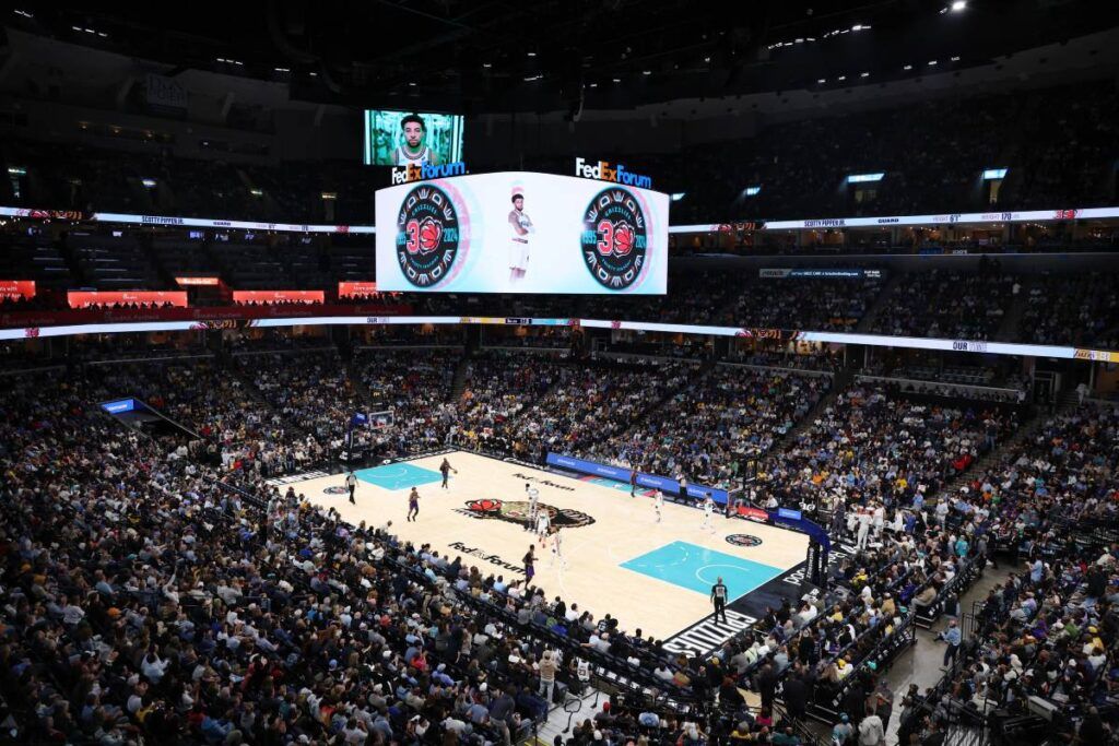 FedExForum, home court of the NBA Memphis Grizzlies, is one of the latest multipurpose arenas to install an L-Acoustics Professional Audio System (photo credit: Joe Murphy/NBAE via Getty Images)