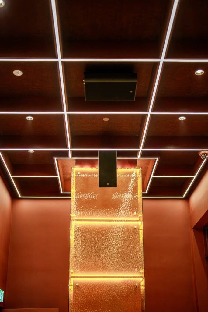 L-Acoustics X8i and SB6i professional sound system for Lane 23’s ground-floor restaurant