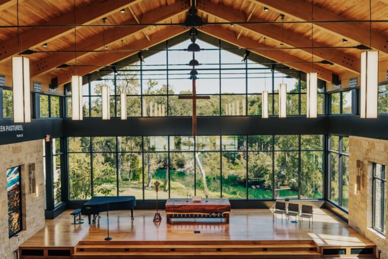 Hasley Chapel Calls Upon L-Acoustics Syva Professional Sound System to Complement the Room’s Natural Acoustics and Beauty featured image