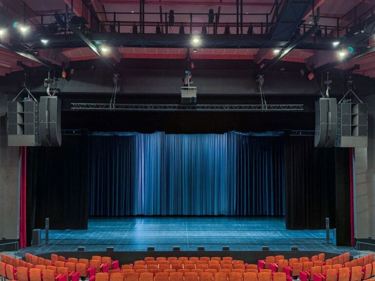 Le Pin Galant Upgrades to L-Acoustics L2 After Three Decades with V-DOSC featured image